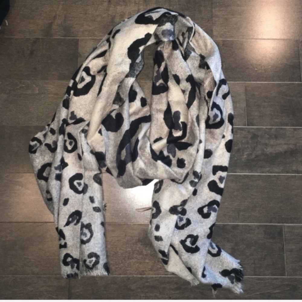 Cheetah Print Scarf